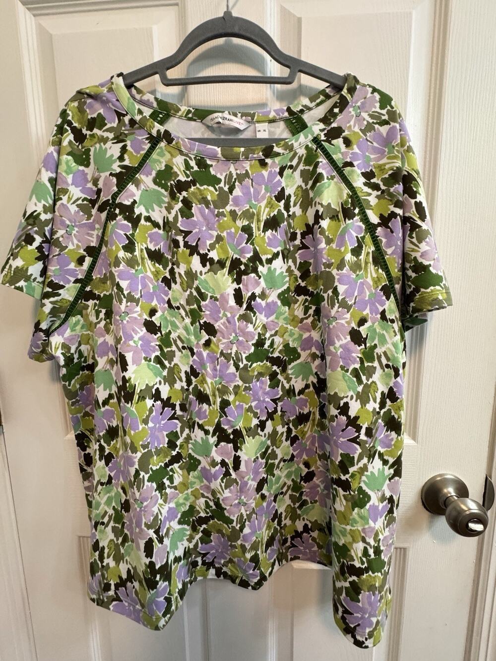 Isaac Mizrahi XL Purple Green Floral Top Flutter Sleeves Ponte Knit Ladder Lace
